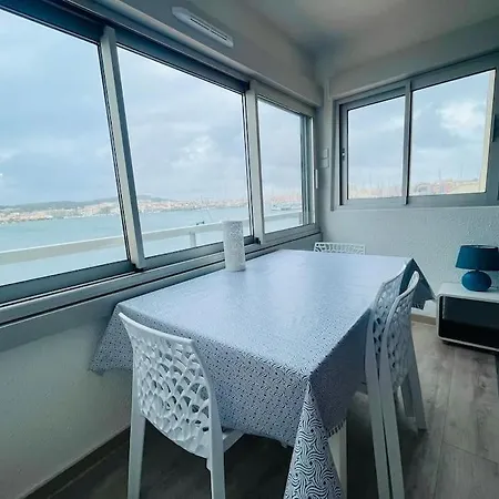 Cap D Studio , Wifi , Parking Prive , Vue Port アパート