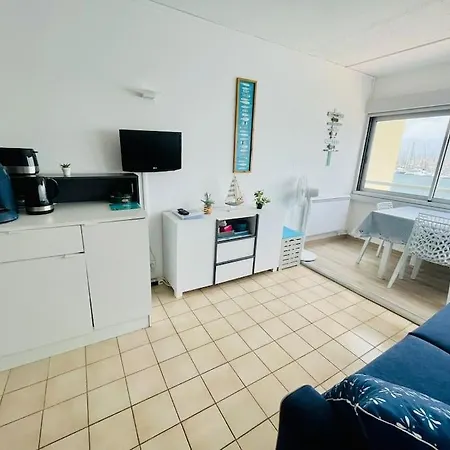 アパート Cap D Studio , Wifi , Parking Prive , Vue Port *